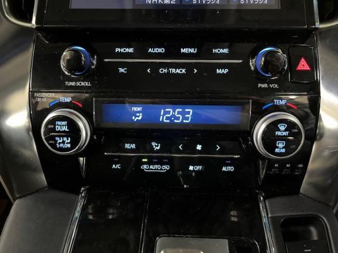 アルファードハイブリッドＳＲ　Ｃパッケージ　本州仕入　寒冷地仕様　禁煙車　純正ブラックレザーシート　両側パワースライドドア　パワーバックドア　純正１７インチＡＷ　社外１６ＡＷ＋スタッドレスタイヤ付　純正ナビ　Ｂｌｕｅｔｏｏｔｈオーディオ　ＥＴＣ 4WD 2500 5Dr