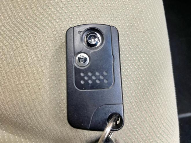 フィット1.3Gスマートスタイルエディション 4WD 5年保証 スマキー ナビ ドラレコ 寒冷地仕様 禁煙 修復歴無