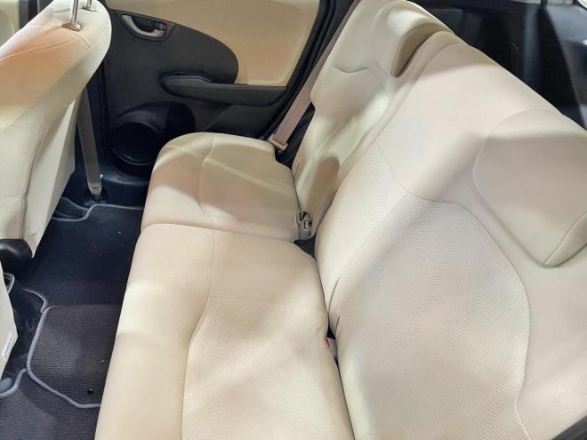 フィット1.3Gスマートスタイルエディション 4WD 5年保証 スマキー ナビ ドラレコ 寒冷地仕様 禁煙 修復歴無