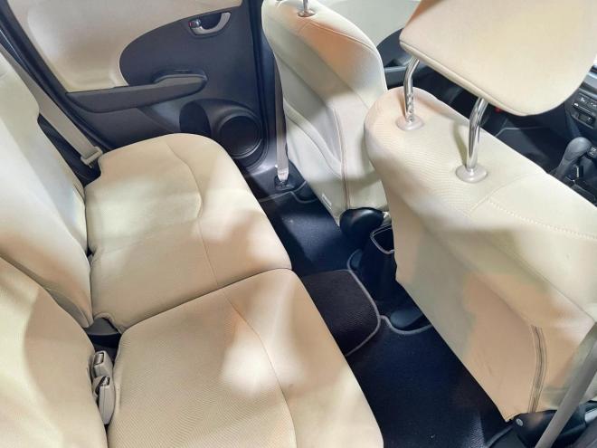 フィット1.3Gスマートスタイルエディション 4WD 5年保証 スマキー ナビ ドラレコ 寒冷地仕様 禁煙 修復歴無