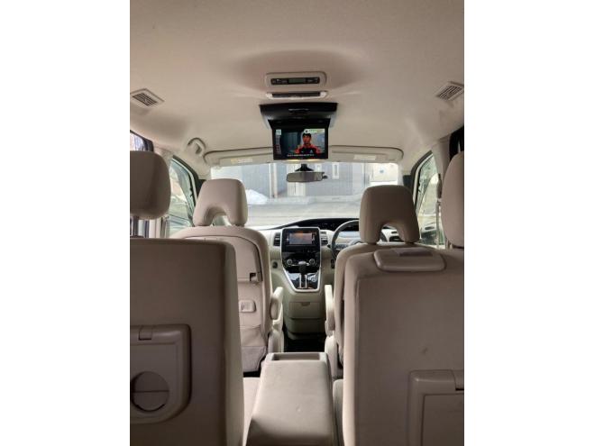 セレナG-S ハイブリッド 4WD 5Dr