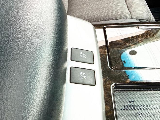 アルファードハイブリッドハイブリッド2.4SR 4WD　ローンが不安な方＜優遇ローン＞　本州仕入 ダブルサンルーフ　純正SDナビTV　両側パワースライド 4WD 2400 5Dr