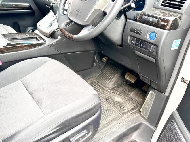 アルファードハイブリッドハイブリッド2.4SR 4WD　ローンが不安な方＜優遇ローン＞　本州仕入 ダブルサンルーフ　純正SDナビTV　両側パワースライド 4WD 2400 5Dr