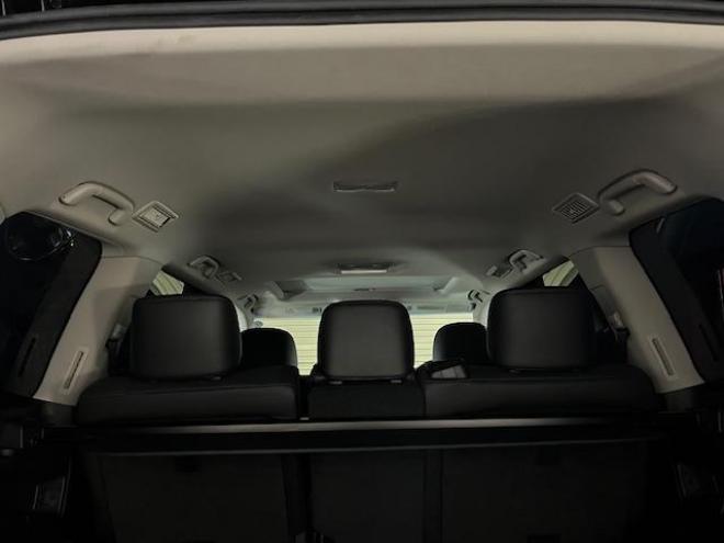 レクサスＬＸ５７０　本州仕入　寒冷地仕様　禁煙車　クリフォードセキュリティ　純正２１インチＡＷ　社外１８ＡＷ＋スタッドレスタイヤ付　純正ブラックレザーシート　ヘッドアップディスプレイ　全方位パノラミックビューモニター 4WD 5700 5Dr