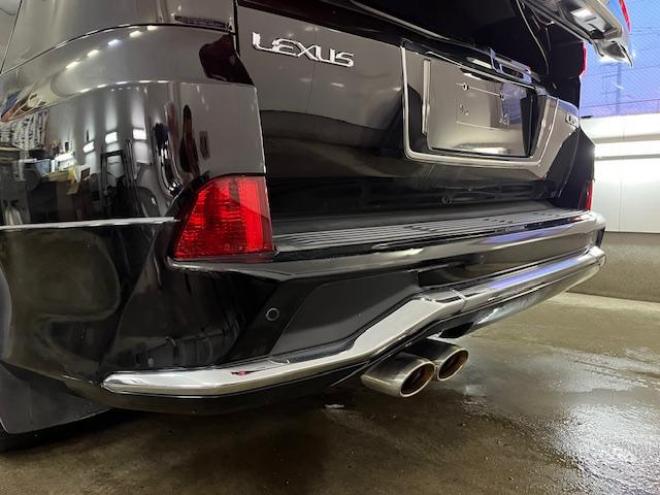 レクサスＬＸ５７０　本州仕入　寒冷地仕様　禁煙車　クリフォードセキュリティ　純正２１インチＡＷ　社外１８ＡＷ＋スタッドレスタイヤ付　純正ブラックレザーシート　ヘッドアップディスプレイ　全方位パノラミックビューモニター 4WD 5700 5Dr