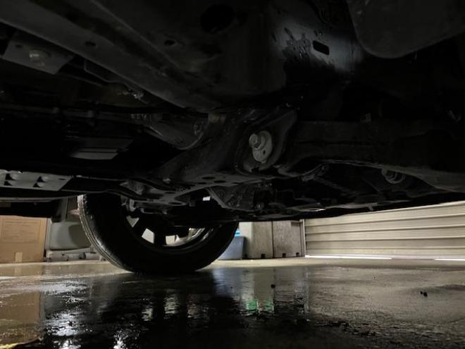 レクサスＬＸ５７０　本州仕入　寒冷地仕様　禁煙車　クリフォードセキュリティ　純正２１インチＡＷ　社外１８ＡＷ＋スタッドレスタイヤ付　純正ブラックレザーシート　ヘッドアップディスプレイ　全方位パノラミックビューモニター 4WD 5700 5Dr