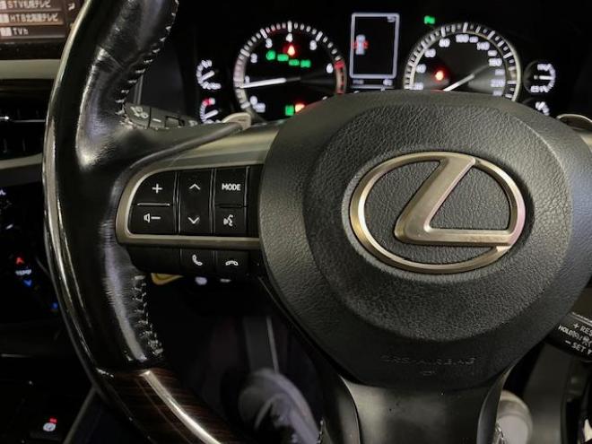 レクサスＬＸ５７０　本州仕入　寒冷地仕様　禁煙車　クリフォードセキュリティ　純正２１インチＡＷ　社外１８ＡＷ＋スタッドレスタイヤ付　純正ブラックレザーシート　ヘッドアップディスプレイ　全方位パノラミックビューモニター 4WD 5700 5Dr
