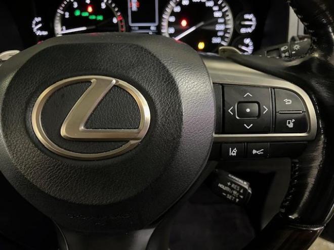 レクサスＬＸ５７０　本州仕入　寒冷地仕様　禁煙車　クリフォードセキュリティ　純正２１インチＡＷ　社外１８ＡＷ＋スタッドレスタイヤ付　純正ブラックレザーシート　ヘッドアップディスプレイ　全方位パノラミックビューモニター 4WD 5700 5Dr