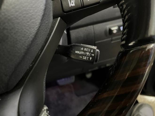 レクサスＬＸ５７０　本州仕入　寒冷地仕様　禁煙車　クリフォードセキュリティ　純正２１インチＡＷ　社外１８ＡＷ＋スタッドレスタイヤ付　純正ブラックレザーシート　ヘッドアップディスプレイ　全方位パノラミックビューモニター 4WD 5700 5Dr