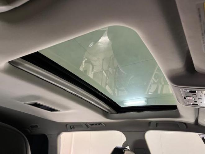 レクサスＬＸ５７０　本州仕入　寒冷地仕様　禁煙車　クリフォードセキュリティ　純正２１インチＡＷ　社外１８ＡＷ＋スタッドレスタイヤ付　純正ブラックレザーシート　ヘッドアップディスプレイ　全方位パノラミックビューモニター 4WD 5700 5Dr