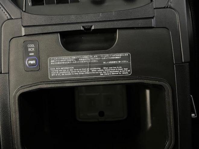 レクサスＬＸ５７０　本州仕入　寒冷地仕様　禁煙車　クリフォードセキュリティ　純正２１インチＡＷ　社外１８ＡＷ＋スタッドレスタイヤ付　純正ブラックレザーシート　ヘッドアップディスプレイ　全方位パノラミックビューモニター 4WD 5700 5Dr