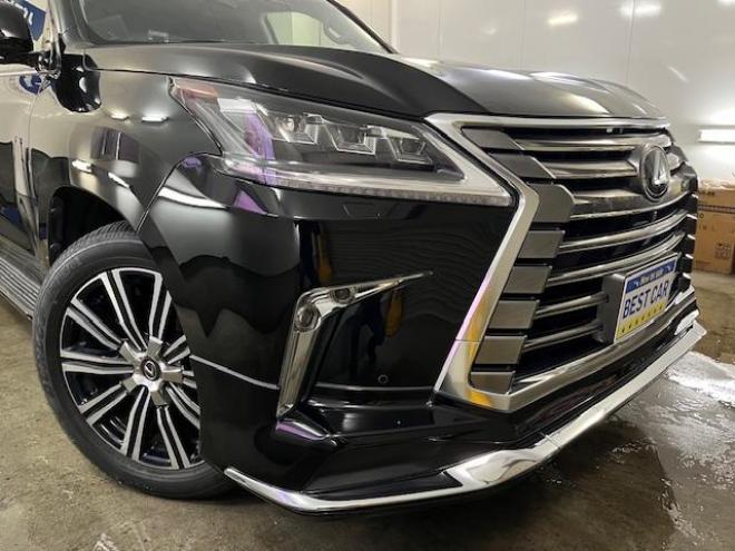 レクサスＬＸ５７０　本州仕入　寒冷地仕様　禁煙車　クリフォードセキュリティ　純正２１インチＡＷ　社外１８ＡＷ＋スタッドレスタイヤ付　純正ブラックレザーシート　ヘッドアップディスプレイ　全方位パノラミックビューモニター 4WD 5700 5Dr