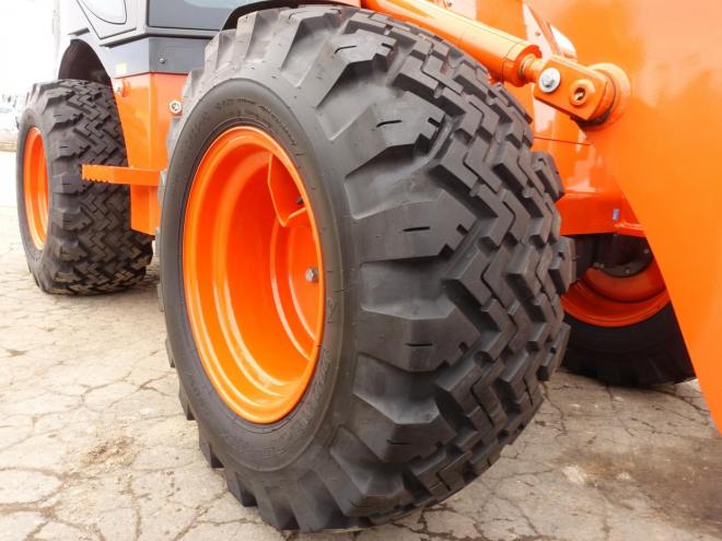 ホイールローダ日立 ZW40-5B  バケット容量0.5m3