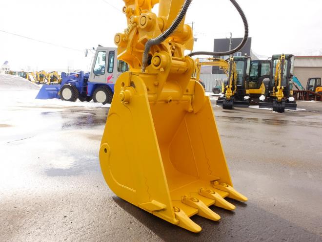 バックホーコマツ PC55MR-5N0  バケット容量0.20m3