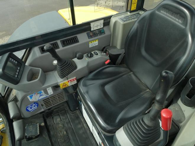 バックホーコマツ PC55MR-5N0  バケット容量0.20m3