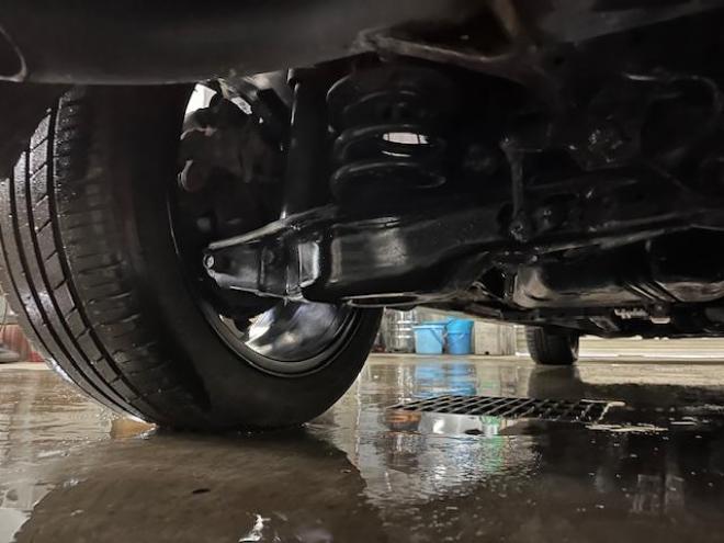 カローラルミオン１．８Ｓ　オンビーリミテッド　特別仕様車　寒冷地仕様　禁煙車　純正ブラックレザーシート　ＳＭＡＣＫ１７インチＡＷ　スタッドレスタイヤ付　純正ナビ　フルセグ地デジ　ＤＶＤ再生　Ｂｌｕｅｔｏｏｔｈオーディオ　バックカメラ　フロントガラス熱線 4WD 1800 5Dr