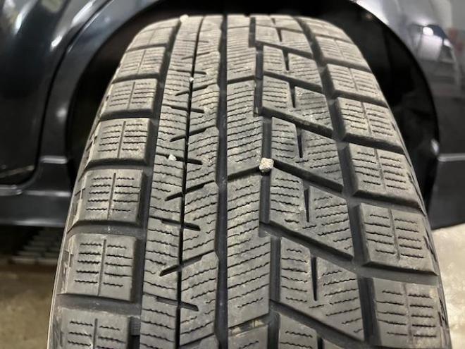 カローラルミオン１．８Ｓ　オンビーリミテッド　特別仕様車　寒冷地仕様　禁煙車　純正ブラックレザーシート　ＳＭＡＣＫ１７インチＡＷ　スタッドレスタイヤ付　純正ナビ　フルセグ地デジ　ＤＶＤ再生　Ｂｌｕｅｔｏｏｔｈオーディオ　バックカメラ　フロントガラス熱線 4WD 1800 5Dr