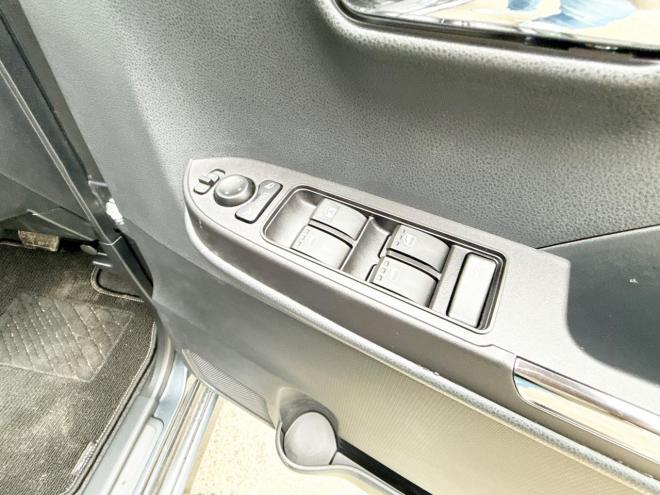 タント660カスタムX 4WD　ローンが不安な方＜優遇ローン＞　寒冷地仕様　純正ディスプレイオーディオ　両側パワースライドドア 4WD 660 5Dr