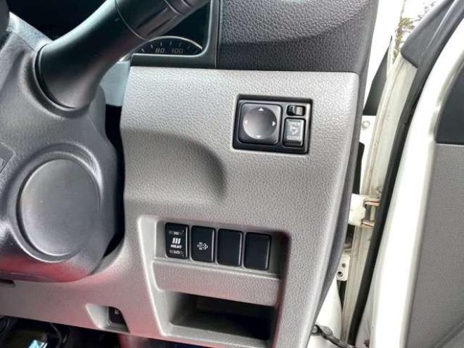 キャラバンNV350 2.5 プレミアムGX ロングボディ ディーゼルターボ 4WD　ETC　ベットキット　スマートキー　キーレス　パワーウィンドウ　ABS　エアコン　パワステ　盗難防止装置　両側スライドドア 2500