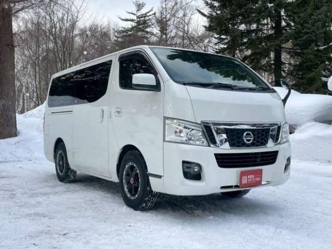 キャラバンNV350 2.5 プレミアムGX ロングボディ ディーゼルターボ 4WD　ETC　ベットキット　スマートキー　キーレス　パワーウィンドウ　ABS　エアコン　パワステ　盗難防止装置　両側スライドドア 2500