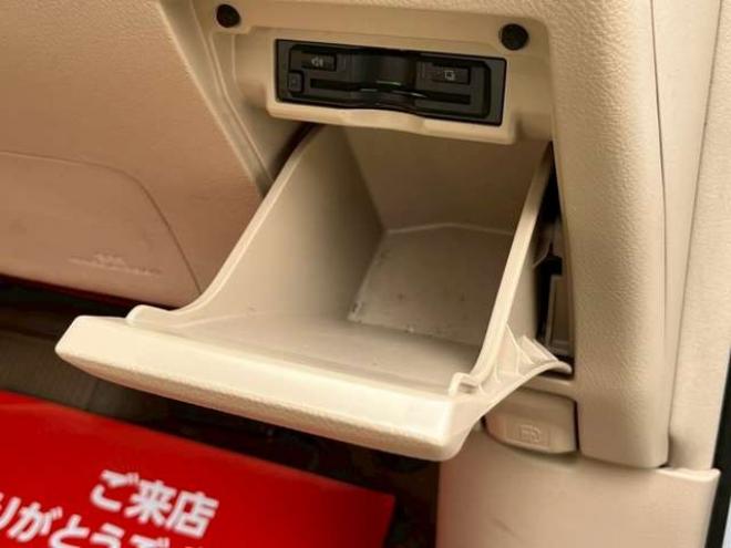 アルファード2.4 240X 4WD　モデリスタエアロ　車高調　ETC　後席モニター　両側電動スライドドア　社外エンジンスターター　パワステ　パワーウィンドウ　純正ナビ　純正アルミ　バックカメラ　キーレスエントリー　3列シート　ABS 2400