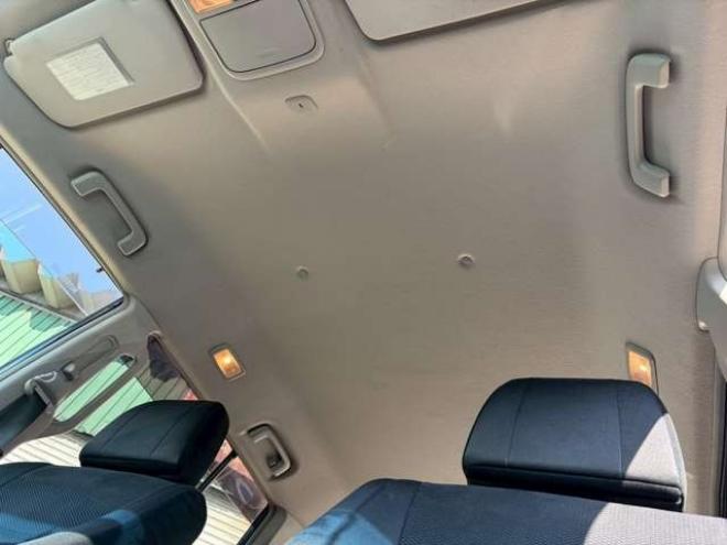 パジェロ3.0 ロング リミテッド エディション 4WD　ワンオーナー　社外ナビ　バックカメラ　純正アルミホイール　エアコン　エンジンスターター　ETC　記録簿　キーレスエントリー　パワステ　パワーウィンドウ　3列シート　エアコン　寒冷地仕様　盗難防止装置 3000