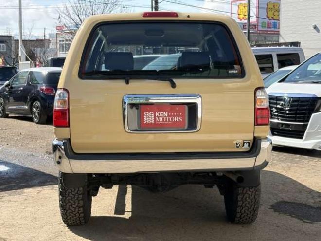 ハイラックスサーフ2.7 SSR-V ワイドボディ 4WD　US仕様　リフトアップ　全塗装済　社外ナビ　パワステ　パワーウィンドウ　ETC　バックカメラ　アルミホイール　ルーフレール　キーレスエントリー　ABS　エアコン 2700