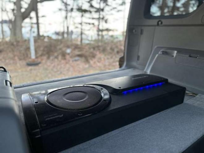 ハイラックスサーフ2.7 SSR-X 4WD　社外地デジナビ　バックカメラ　ウーハー　ドライブレコーダー　ルーフキャリア　ETC　オールテレーンタイヤ　リフトアップ　サンルーフ　社外アルミホイール　ABS　パワーウィンドウ　パワステ　社外グリル 2700