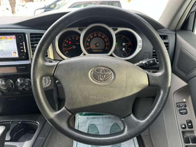 ハイラックスサーフ2.7 SSR-X リミテッド 4WD　リフトアップ/社外ナビ/PS/PW/AW/Bカメラ 2700