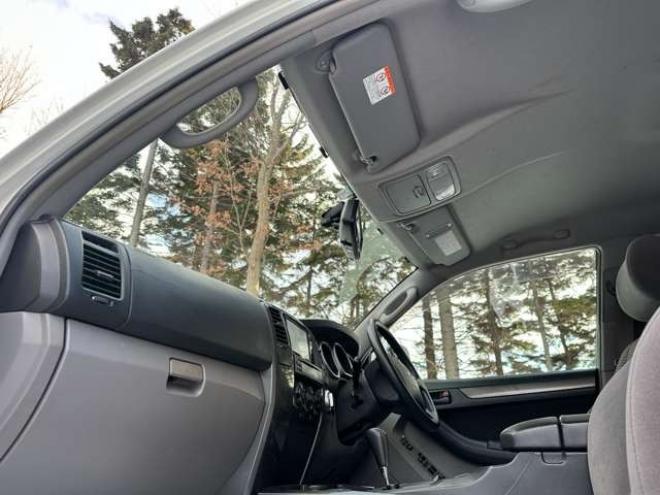 ハイラックスサーフ2.7 SSR-X リミテッド 4WD　リフトアップ/社外ナビ/PS/PW/AW/Bカメラ 2700