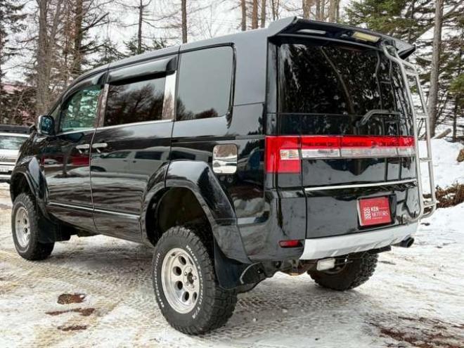 デリカD：5 2.4 G パワーパッケージ 4WD　リフトアップ　両側パワースライドドア　社外ナビ　バックカメラ　フロントカメラ　リアパワーゲート　後席モニター　パワステ　パワーウィンドウ　ABS　キーレスエントリー 2400