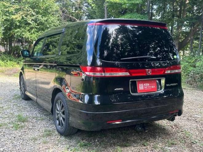 エリシオン2.4 G エアロ HDDナビスペシャルパッケージ 4WD　ABS　バックカメラ　盗難防止装置　エアコン　パワステ　パワーウィンドウ　HDDナビ　ETC　キーレス　3列シート　両側電動スライドドア　アルミホイール　DVD再生　CD　フォグランプ 2400