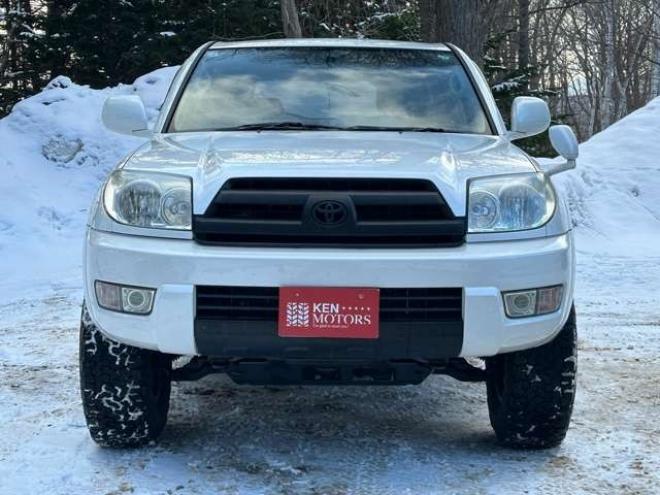 ハイラックスサーフ2.7 SSR-G 4WD　禁煙車　パワステ　パワーウィンドウ　ETC　社外ナビ　バックカメラ　キーレスエントリー　リフトアップ　エンジンスターター　寒冷地仕様　ABS　エアコン　盗難防止装置　社外アルミホイール 2700