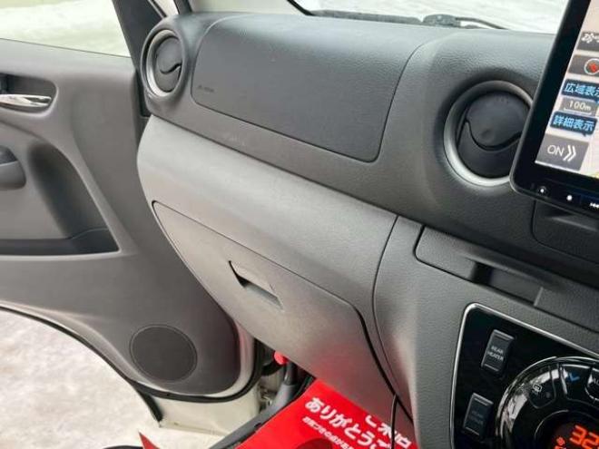 キャラバンNV350 2.5 プレミアムGX ロングボディ ディーゼルターボ 4WD　エンジンスターター　社外11インチナビ　バックカメラ　ETC　ワンオーナー　左側電動スライドドア　社外アルミ　パワーウィンドウ　パワステ　後席モニター　ABS　キーレスエントリー　衝突被害軽減ブレーキ 2500