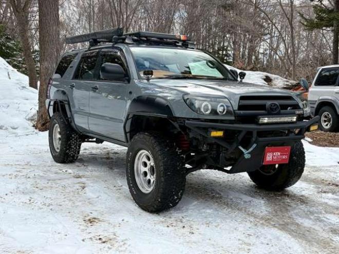 ハイラックスサーフ2.7 SSR-X アメリカンバージョン 4WD　社外ナビ　バックカメラ　リフトアップ　社外アルミ　エアコン　社外ETC　グリルガード　グッドリッチマフラー　LEDライト　全塗装済　パワーウィンドウ　パワステ　キーレス　ダッシュマット　タープ 2700