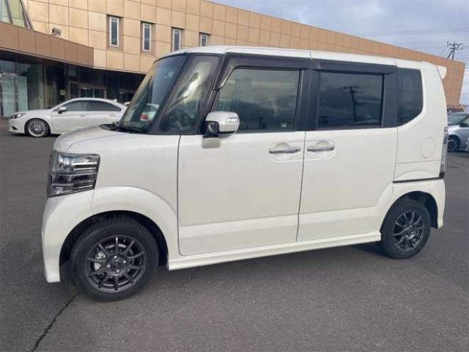 N-BOXカスタムG ターボAパッケージ 4WD　新在　庫　限　定　プラ　イス 660
