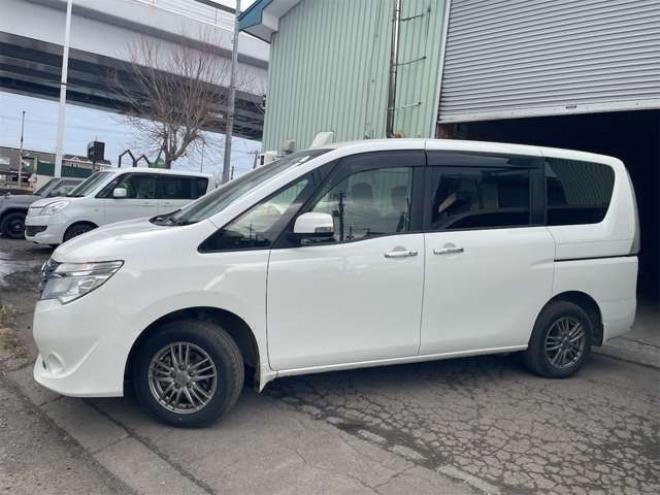 セレナ2.0 20X 4WD　後期モデル　新在　庫　限　定　値　下　20日21日22日限定 2000