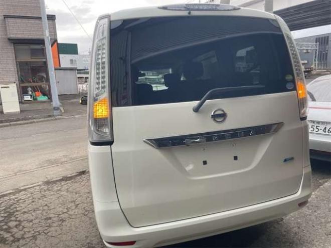 セレナ2.0 20X 4WD　後期モデル　新在　庫　限　定　値　下　20日21日22日限定 2000