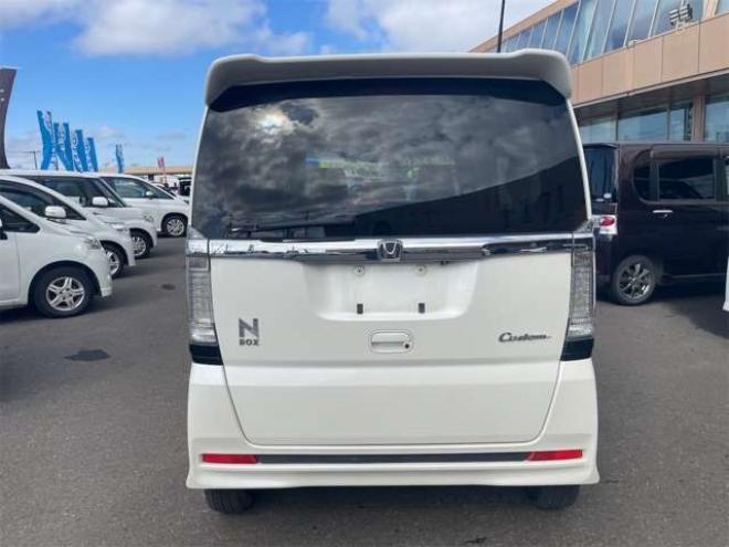 N-BOXカスタムG Lパッケージ 4WD　新在　庫　限　定　プラ　イス　20日21日22日 660