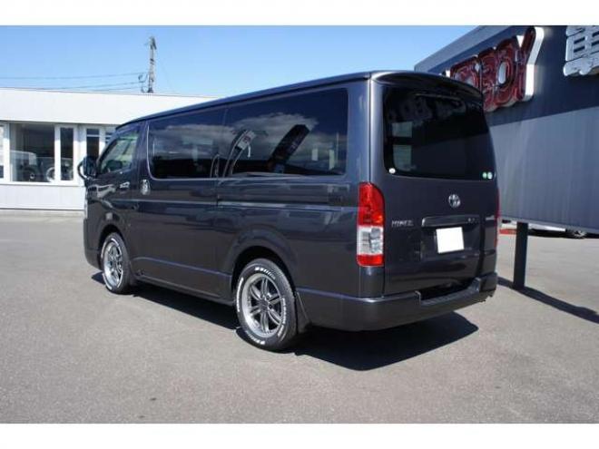 ハイエースバン2.8 スーパーGL ダークプライムII ロングボディ ディーゼルターボ 4WD　415COBRA　クリーンルック3 Fスポイラー&BY2Neoボンネット&ステージ2ルーフスポイラー&バッドラッカー17インチAW&フラットベッドキット　ヨコハマPARADA215/60R17　両側パワースライドドア　デジタルインナー 2800