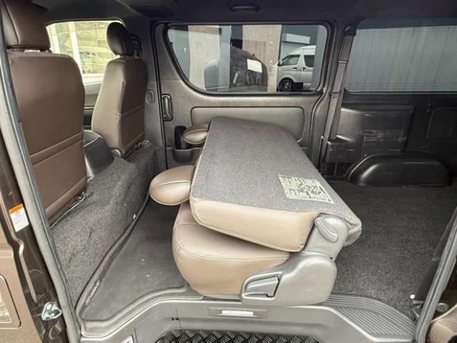 ハイエースバン2.8 スーパーGL 50TH アニバーサリー リミテッド ロングボディ ディーゼルターボ 4WD　415COBRA　CL-3 フロントリップスポイラー　ステージ2ルーフスポイラー　By2NEO　BADフェイスボンネット　ローフォルムフェンダー　ESSEX　ENCB　17インチブロンズホイール　ヨコハマパラダ　NEWパーツカスタム 2800