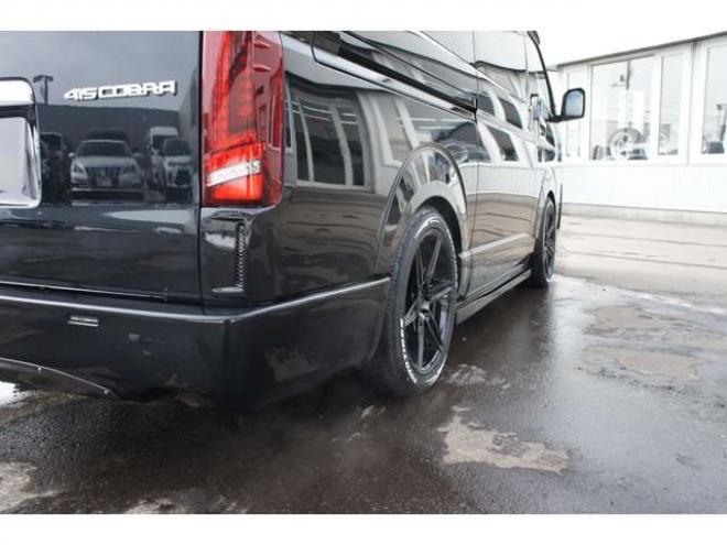 ハイエース2.7 GL ロング ファインテックツアラー 4WD　415COBRA　ファントムヘッドライトシステム&フェイスリフトキット&F/S/R/ルーフスポ/ボンネット/プレステージテールランプ&新作バッドラッカーHP-6　18インチAW　TOYO　H30　225/50R18 2700