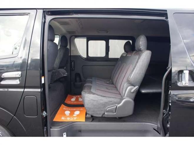 レジアスエース2.8 スーパーGL ダークプライム ロングボディ ディーゼルターボ 4WD　415COBRAオフィシャルコンプリート　ファントムヘッドライトシステム&新作HP-6　18インチホイール&フェイスリフトキット&フルエアロ&フローティングリップ&ローフォルムフェンダー　玄武2インチダウンブロック 2800