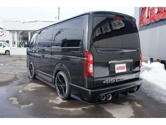 レジアスエース2.8 スーパーGL ダークプライム ロングボディ ディーゼルターボ 4WD　415COBRAオフィシャルコンプリート　ファントムヘッドライトシステム&新作HP-6　18インチホイール&フェイスリフトキット&フルエアロ&フローティングリップ&ローフォルムフェンダー　玄武2インチダウンブロック 2800