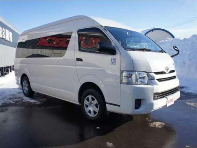 レジアスエース2.7 ウェルキャブ Bタイプ スーパーロング 4WD　ワンオーナー　純正メモリーナビTV　Bカメラ　車いす移動車　車いす2基固定装置付き　9人乗り　リア電動リフト　寒冷地仕様 福祉車両 2700