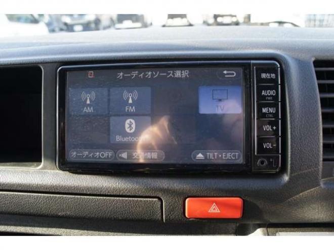 レジアスエース2.7 ウェルキャブ Bタイプ スーパーロング 4WD　ワンオーナー　純正メモリーナビTV　Bカメラ　車いす移動車　車いす2基固定装置付き　9人乗り　リア電動リフト　寒冷地仕様 福祉車両 2700