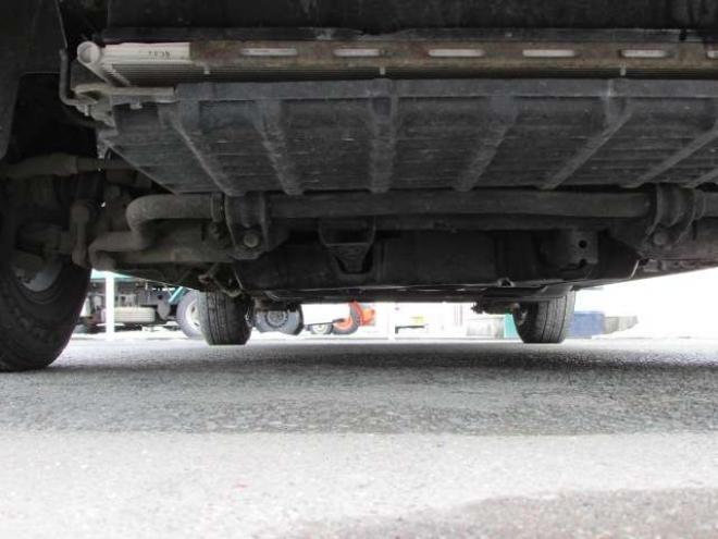 キャラバンNV350 2.5 ライダー プレミアムGX ロングボディ ディーゼルターボ 4WD　純正ナビ/フルセグTV/バックカメラ/ブルートゥース/オートライト/リヤヒーター・クーラー/スマートキー/PUSHスタート/エンジンスターター/ETC 2500