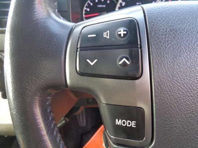 レジアスエース2.8 スーパーGL ダークプライムII ロングボディ ディーゼルターボ 4WD　ワンオーナー　TRDフロントスポイラー　TRD　TF7Aアルミホイール　両側パワースライドドア　リアヒーター　純正ナビ　フルセグ　Bluetooth　レーダーブレーキ　荷室ダウンライト　車線逸脱警報 2800