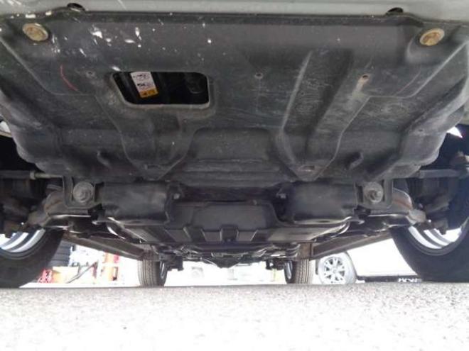 レジアスエース2.8 スーパーGL ダークプライムII ロングボディ ディーゼルターボ 4WD　415COBRA　S-6ボンネット&クリーンルック3Fリップ&ステージ2ルーフスポイラー&バッドラッカーSD-6　17インチAW　ヨコハマPARADA215/60R17　両側パワースライドドア　ETC　社外コンソールBOX　ベットキット 2800