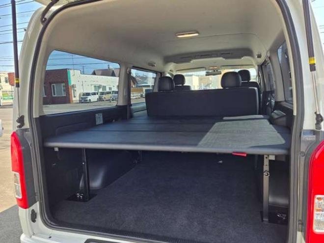 ハイエースバン2.7 スーパーGL ダークプライム ワイド ミドルルーフ ロングボディ 4WD　寒冷地仕様　パワスラ　リアヒーター&クーラー　プッシュスタート　スマートキー　ウッドコンビステアリング&シフトノブ　ハーフレザーシート　ドラレコ　バックカメラ　ETC　メモリナビ　フルセグTV　Bluetooth 2700